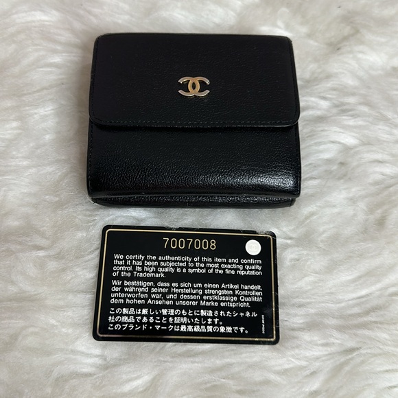 💯Authentic Chanel Short Trifold Wallet🍀 - Picture 10 of 14